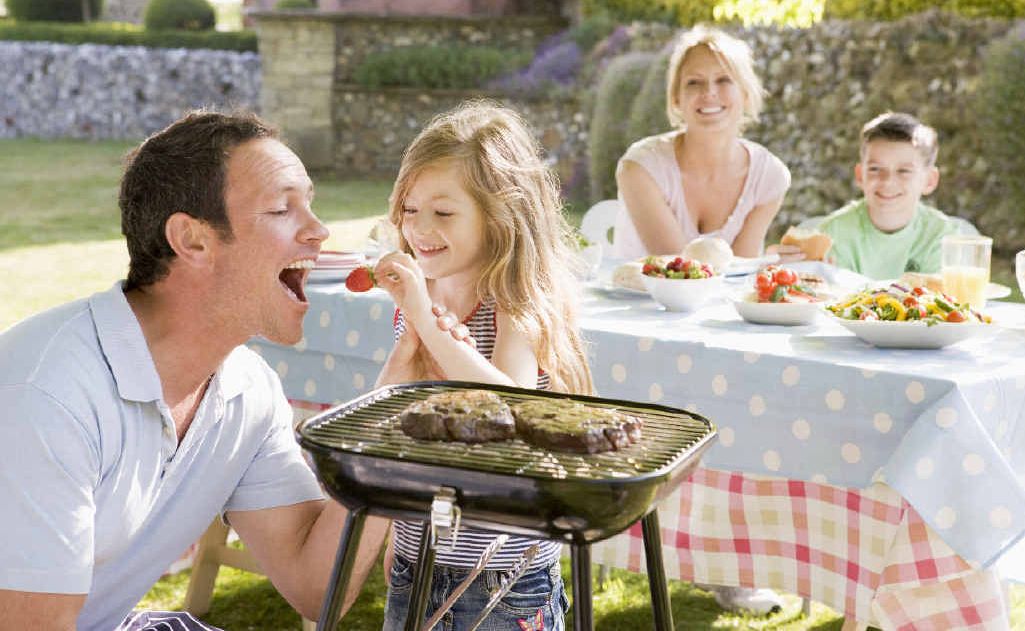 Dads can swap fatty cuts of meat for lean steaks this Father's Day to help to improve their health. Dads can swap fatty cuts of meat for lean steaks this Father's Day to help to improve their health.